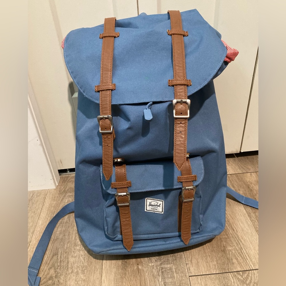 Herschel Little America backpack